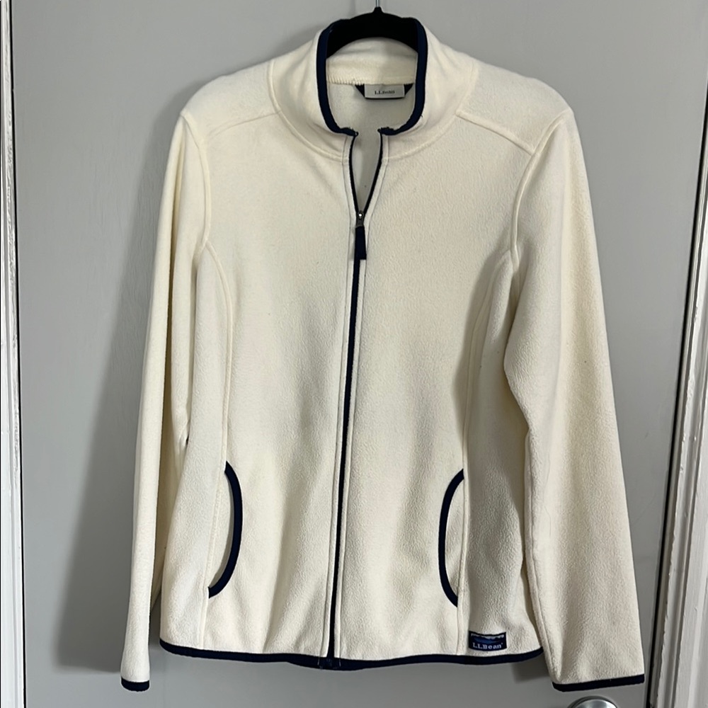 L.L. Bean Fleece Size Medium Soft-Brushed Fitness white Zip-PocketJacket